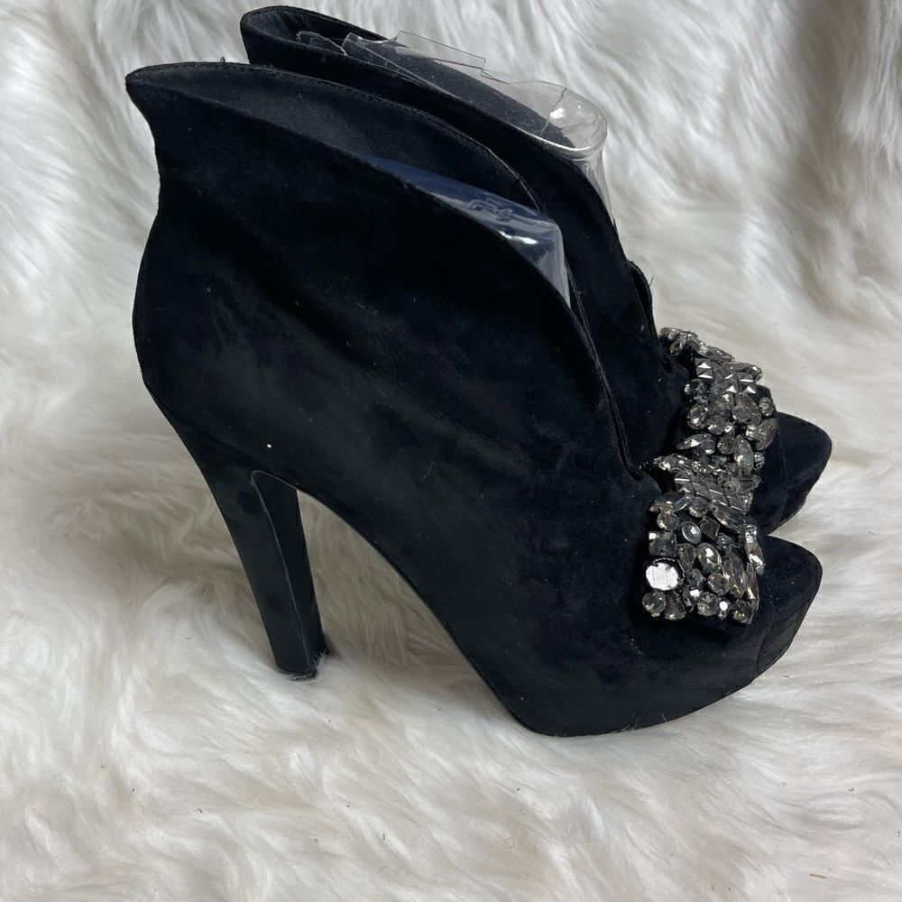 Steven by Steve Madden black leather suede platform ankle heels peep toe…